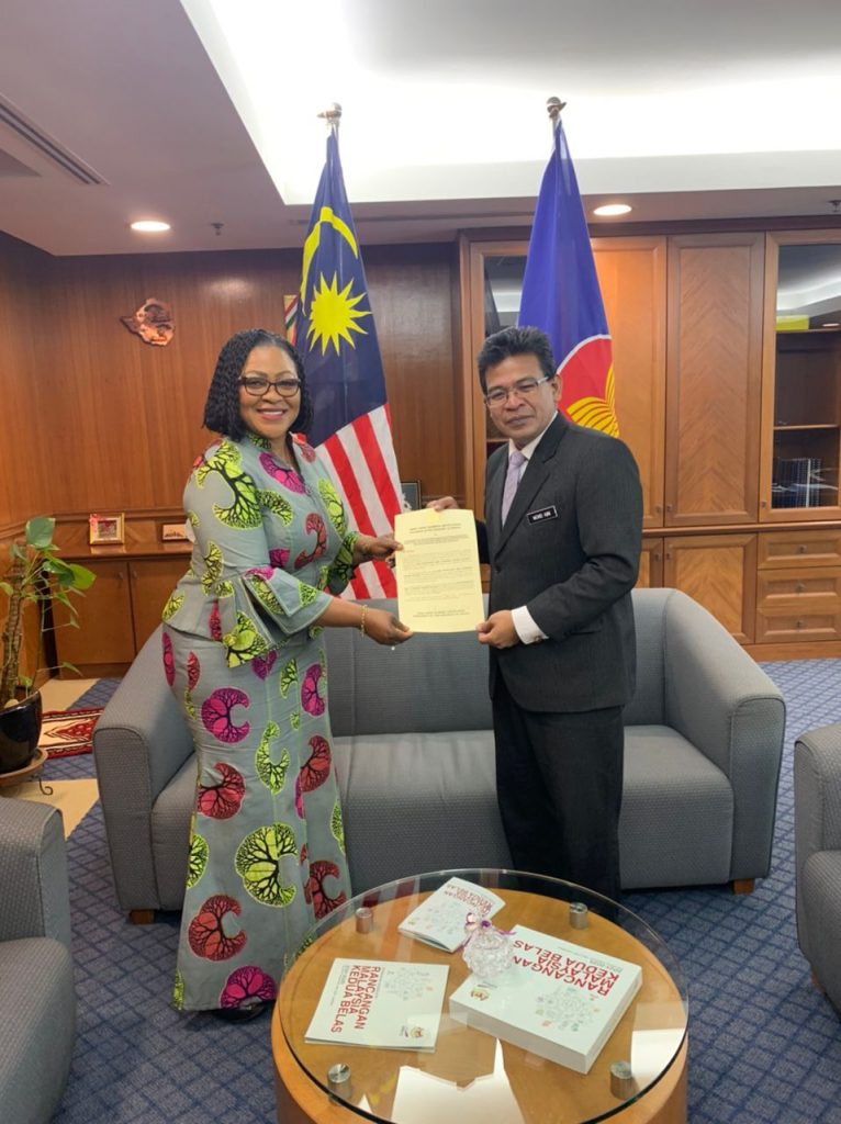 Her Excellency Mrs. Florence Buerki Akonor, High Commissioner-Designate of Ghana to Malaysia presents Open Letters to the Ag. Chief of Protocol of the Ministry of Foreign Affairs of Malaysia, Ambassador Mohd Aini Atan on 19th October, 2022